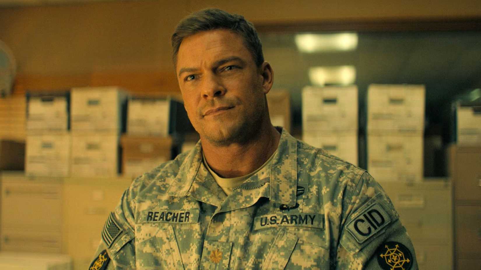 Alan Ritchson in Reacher season 3