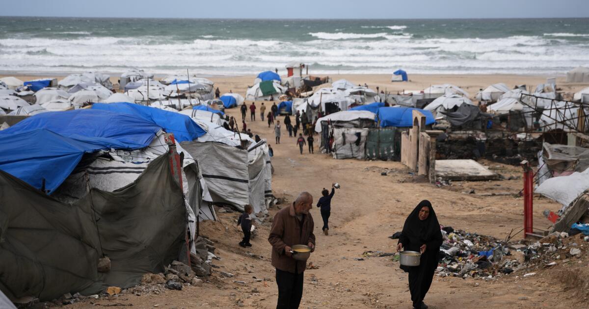 Winter rain continues to flood Gaza camps as Netanyahu heads to U.S. meeting
