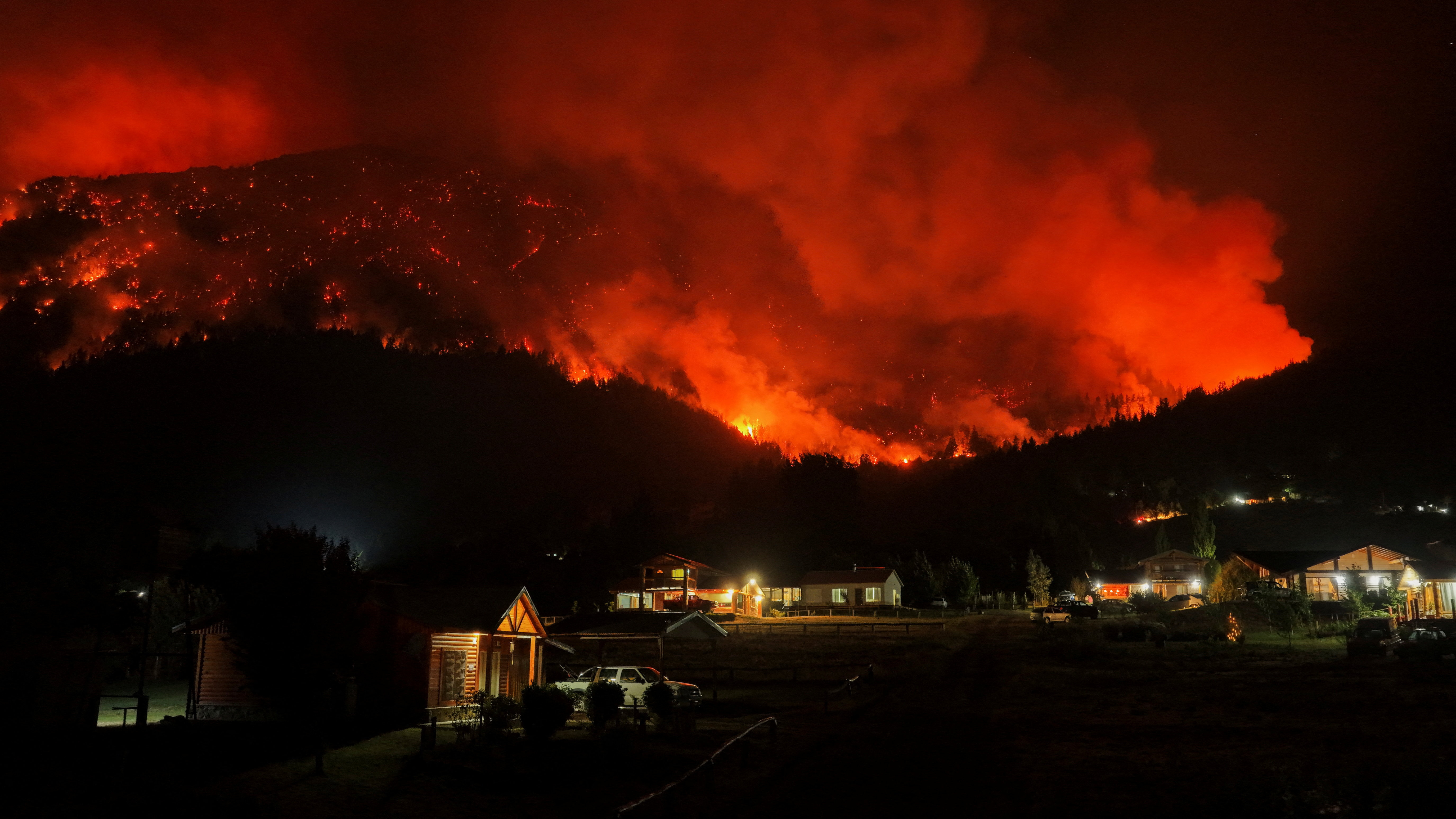 Wildfires develop in Argentina's Patagonia