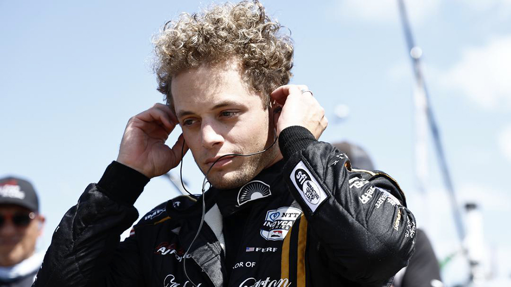 Santino Ferrucci Delivers Boss Present at Chili Bowl