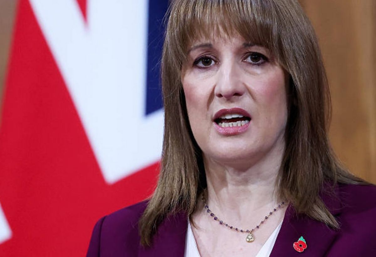 Rachel Reeves told to scrap 15-year-old rule for drivers - costing them £60 each