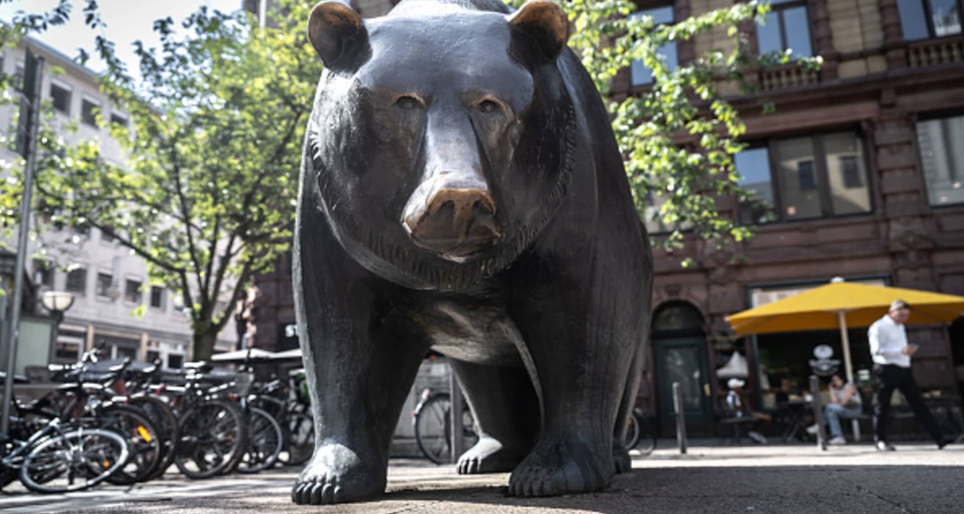 A global market correction may be coming, warn experts