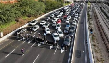 Ayalon highway blocked in protest over crime in Arab sector