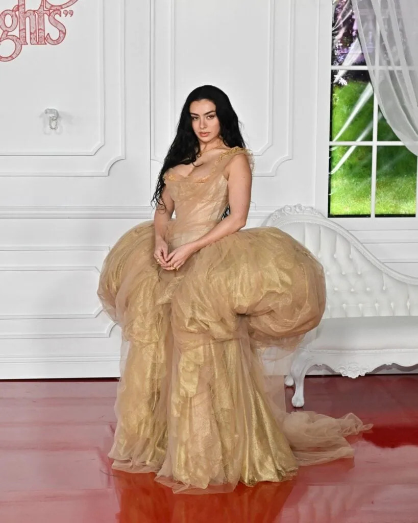 Charli XCX, Wuthering Heights premiere, Charli XCX Vivienne Westwood, Vivienne Westwood gown, Charli XCX red carpet, celebrity premiere style