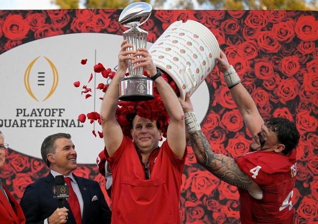 Top-Seeded Indiana Posts First CFP Victory with 38-3 Rose Bowl Win over No. 9 Alabama