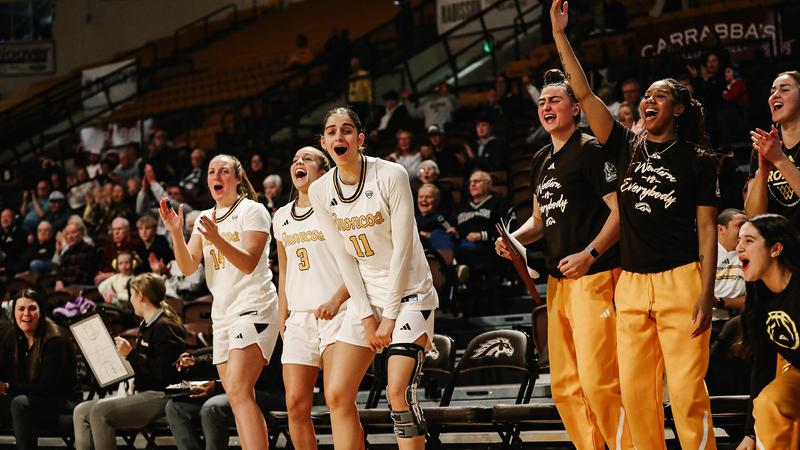WMU women's basketball earns come from behind win over Buffalo