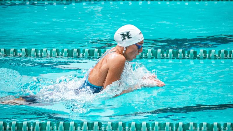 Rainbow Wahine Swimmers Hosts Alaska Fairbanks; Divers Heads To UCLA Diving Invitational