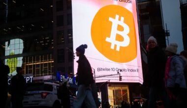 Bitcoin Faithful Still Missing Even After Token Reclaims $90,000