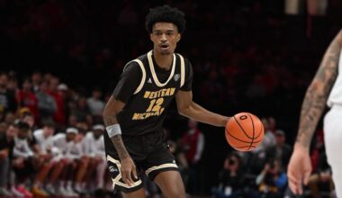 Brewer Reaches 1,000-Point Mark in Setback at Miami