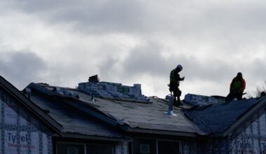 US labor share of income falls to lowest on record; 2025 jobs figures weakest outside of official recession since 2003