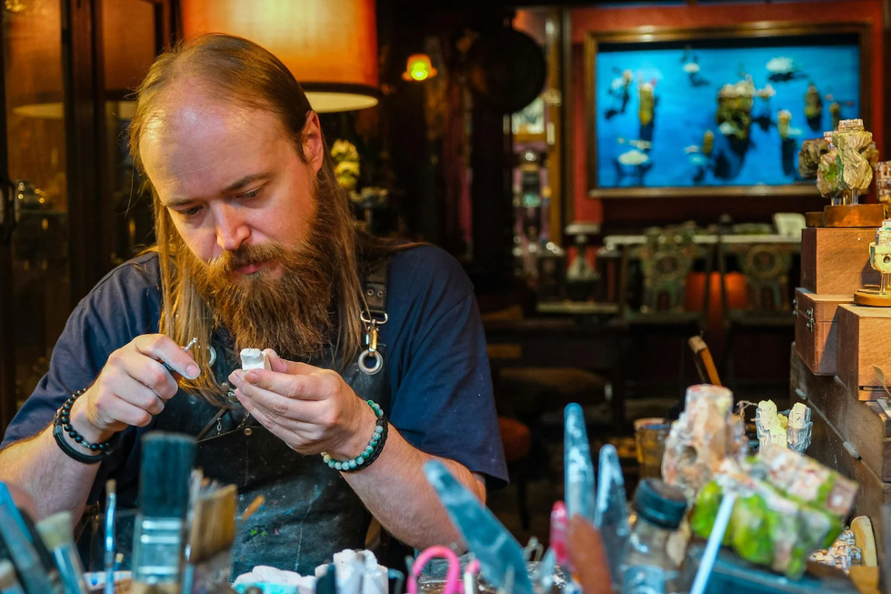 hobbies, unique hobbies, irl hobbies, meeting new people, boxing club, meet ups near me, clubs near me, making friends, ask reddit