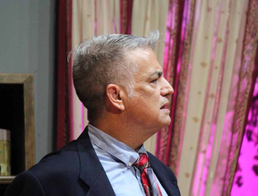 'Cottage' actor Robert Armstron