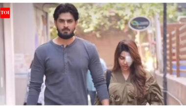 Bigg Boss fame Nikki Tamboli spotted outside a hospital with her right eye covered with a bandage; says, “Aankh mein cyst tha” |