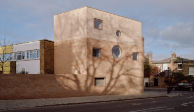 Runda House / Nikjoo | ArchDaily