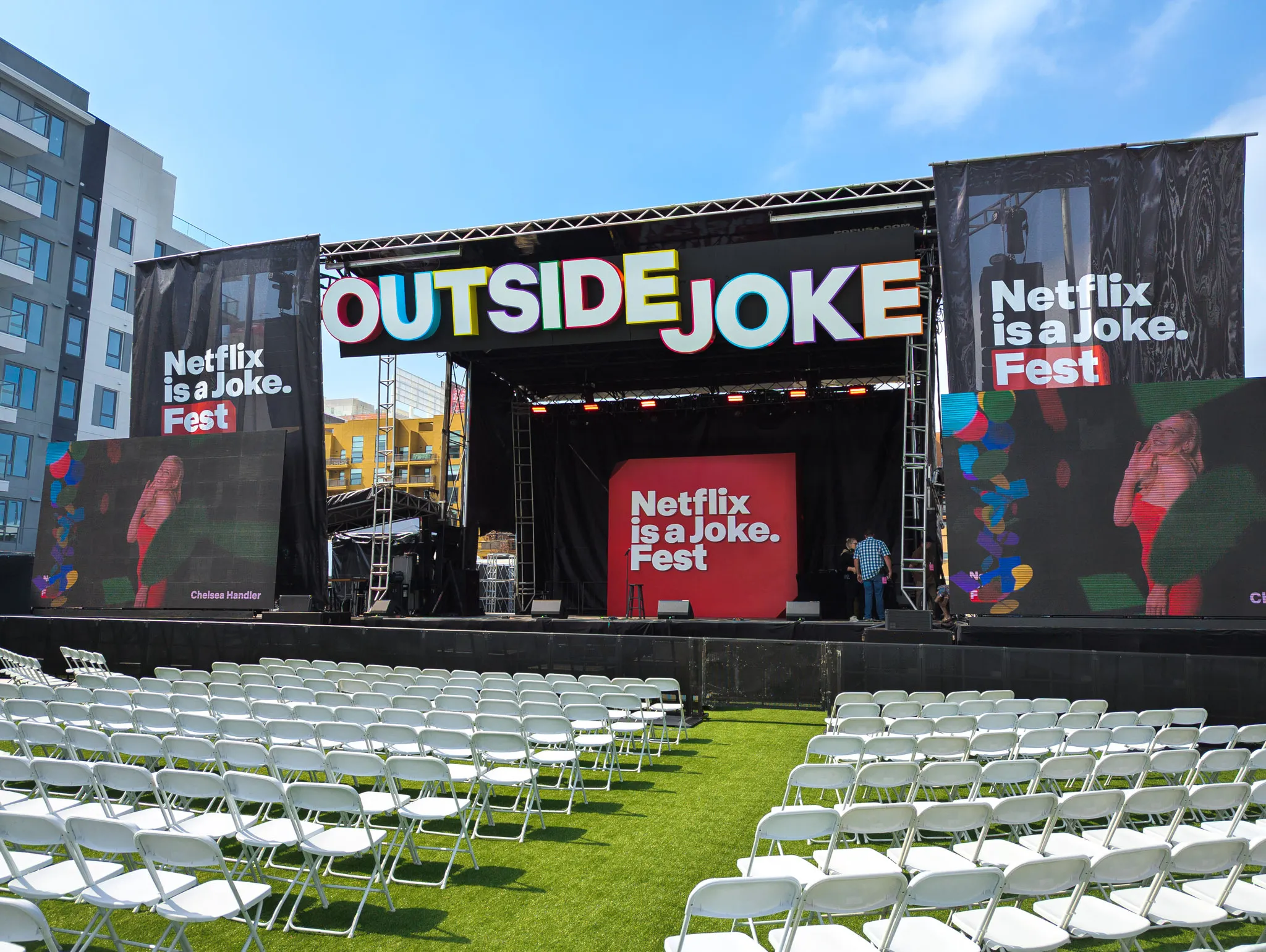 Outside Joke at the Hollywood Palladium