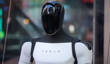 Tesla Q4 2025 earnings preview: new products face profitability test