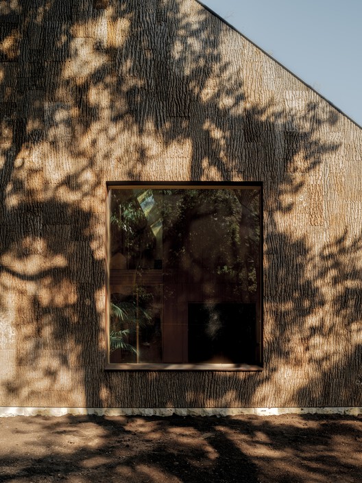 Office by Nature / Studio Massimo - Exterior Photography