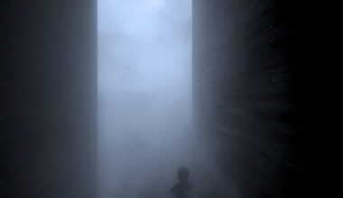 Building with the “Blue Note”: Tension, Deviation, and Structure in Architecture