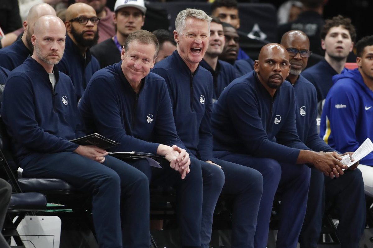 Warriors to Stick With Major Change Amid Giannis Trade Buzz