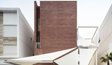 Shade House / Massive Order