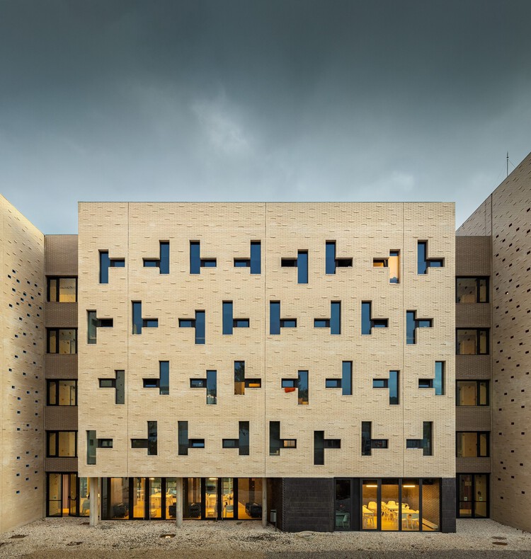 Ventura Terra University Residence - University of Lisbon / CVDB arquitectos - Exterior Photography