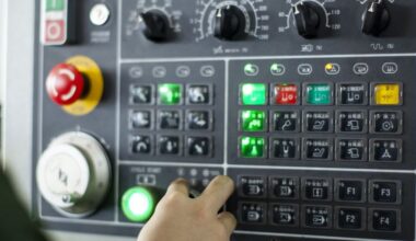 Assessing Celestica (TSX:CLS) Valuation After Strong Recent Share Price Momentum