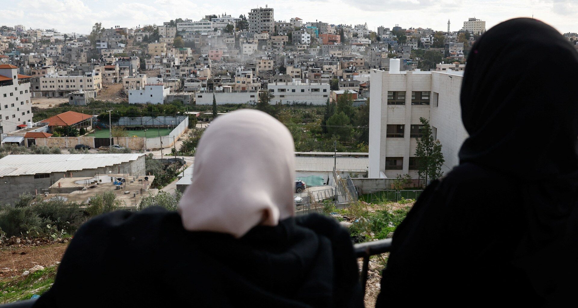 Israel ‘asphyxiating’ Palestinians for ‘apartheid system’ in West Bank: UN | United Nations News