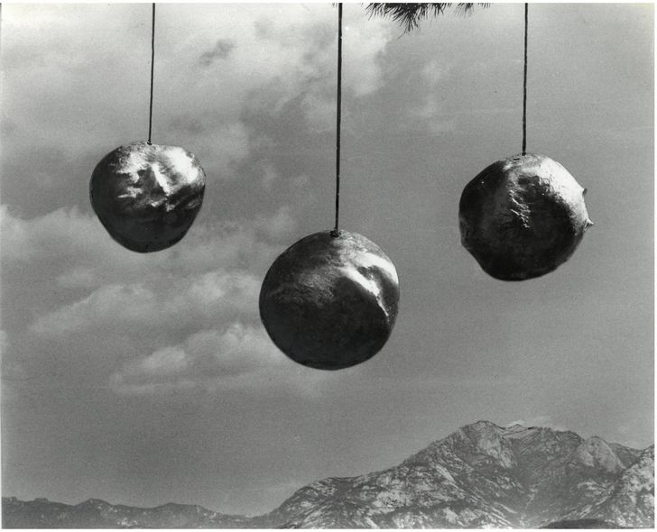 Lee Seung-taek's 'Hanging Stars' (1962) / Courtesy of the artist and SeMA