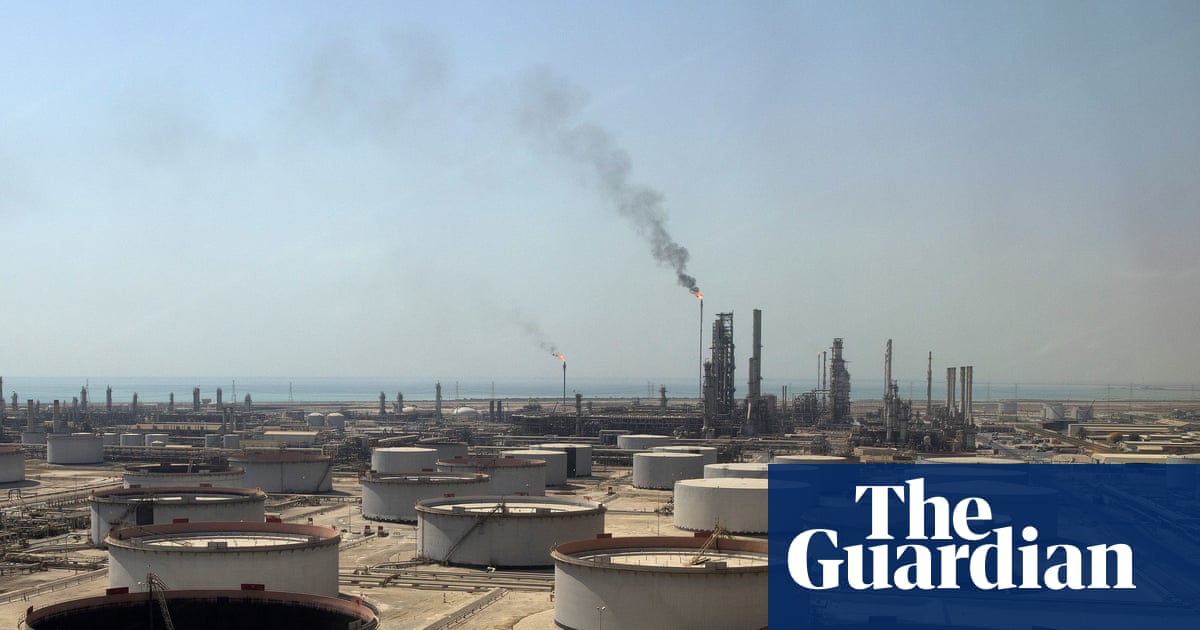 Half of world’s CO2 emissions come from just 32 fossil fuel firms, study shows | Fossil fuels