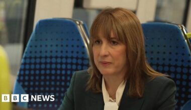 Reeves doesn't rule out more support for hospitality sector