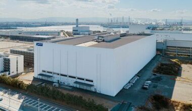 KDDI's AI Data Center in Osaka Begins Operations