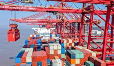 Iran reports steep rise in exports after forex policy shift