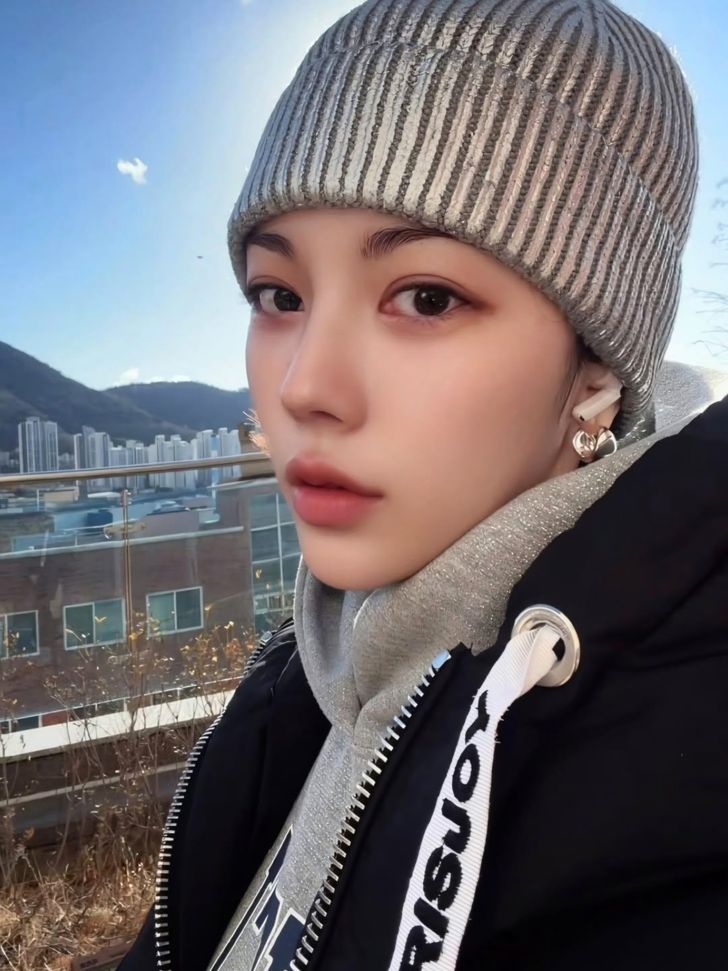 Lizzy / Captured from Lizzy's social media