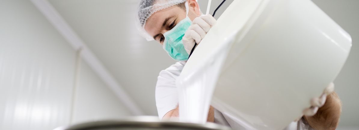 individual investors who own 53% along with institutions invested in Calix Limited (ASX:CXL) saw increase in their holdings value last week