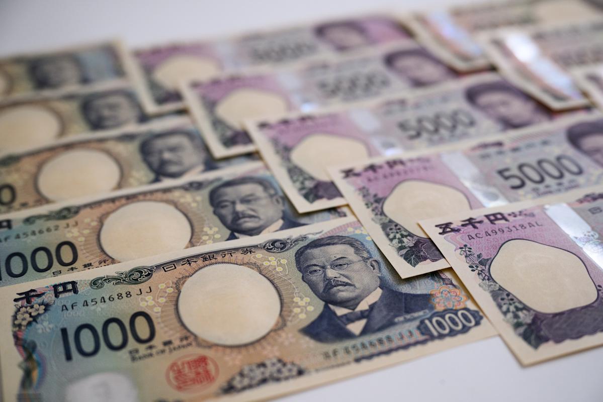 Yen Jumps Most Since August as Risk of Intervention Ramps Up