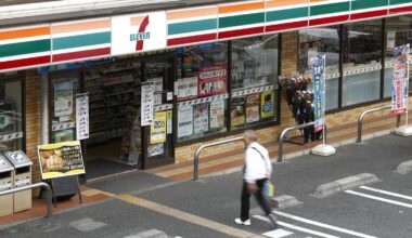 Three convenience store operators log March-November profit growth
