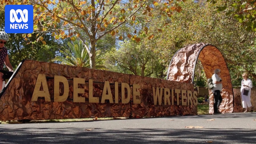 Adelaide Writers' Week cancelled after week of escalating controversy around author Randa Abdel-Fattah