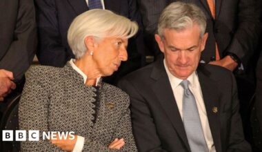World central bank chiefs declare support for US Fed chair
