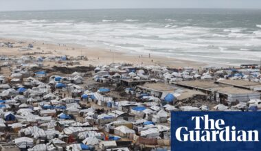 Tents supplied to displaced Palestinians ‘inadequate for Gaza winter’ | Gaza