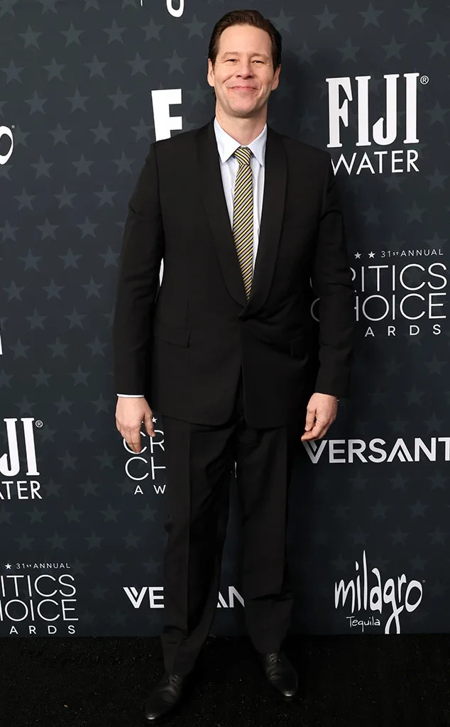 <p>Ike Barinholtz</p>