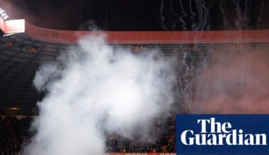 Inquiry launched after Chelsea fans complain about policing at end of Charlton game | Chelsea
