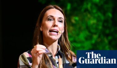 Jacinda Ardern pulls out of Adelaide writers’ week as fallout over Randa Abdel-Fattah’s axing continues | Adelaide festival