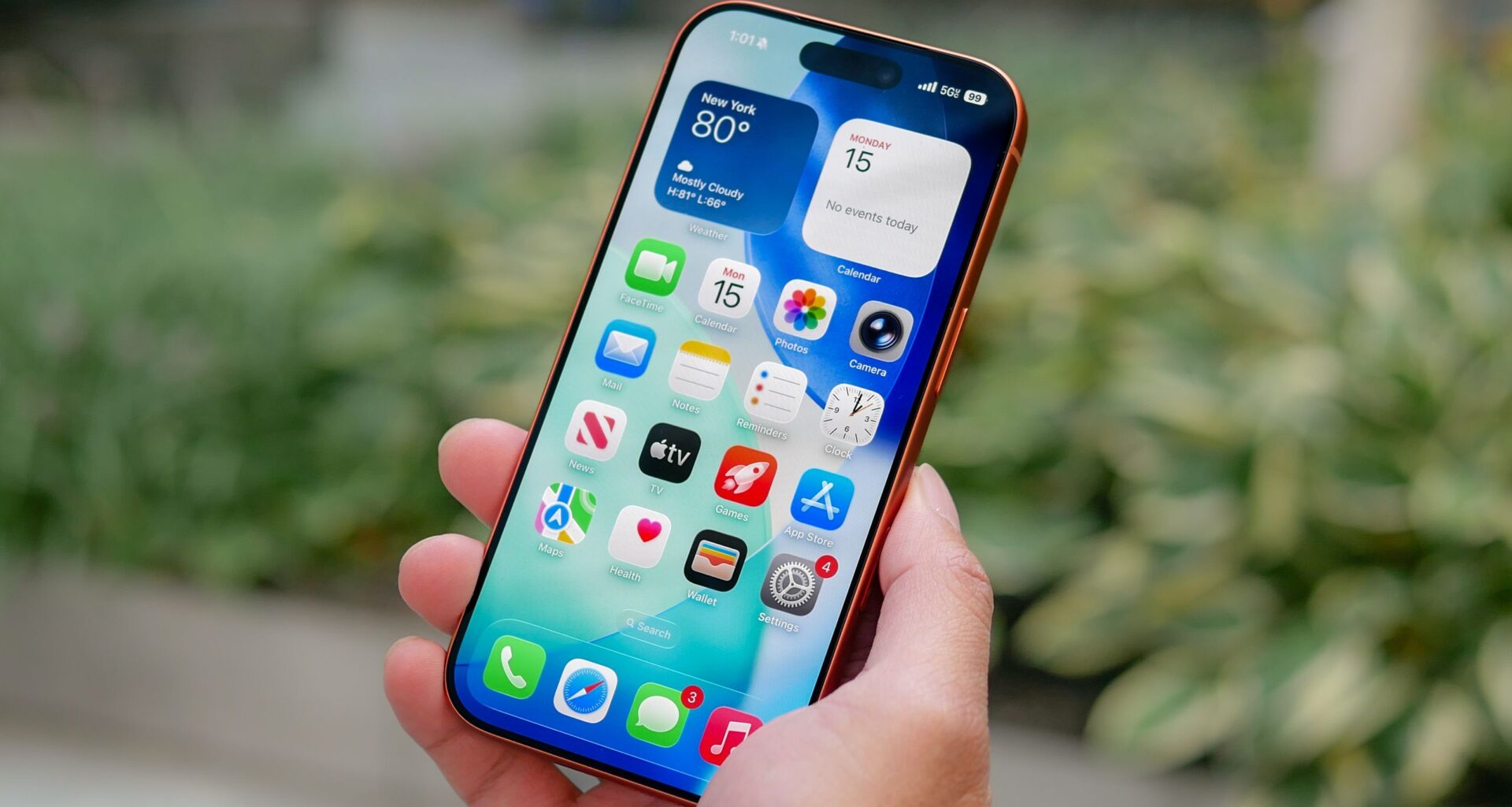 The iPhone 18 Pro series Dynamic Island could be smaller than before, and I think that’s a better move than the rumored under-display cameras