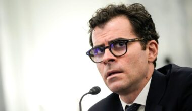 Instagram Boss Says the Platform's Polished Feed Is Dead Thanks to AI