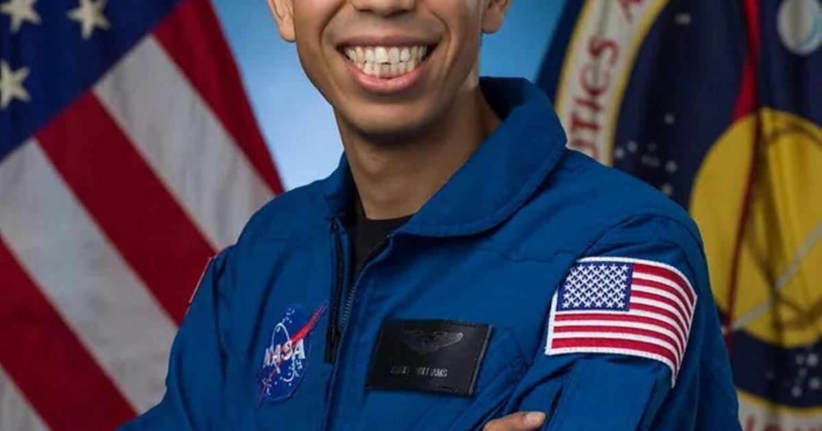 Awesome view of aurora over Earth from International Space Station | National