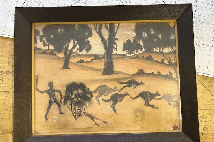  A close of brown and yellow framed photo