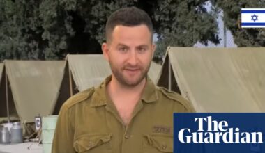 Canada briefly detains Israeli comedian after complaints over conduct in Gaza | World news