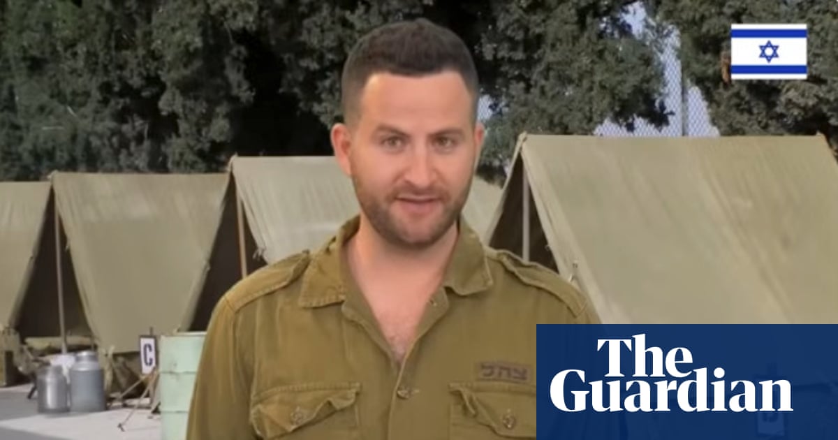 Canada briefly detains Israeli comedian after complaints over conduct in Gaza | World news
