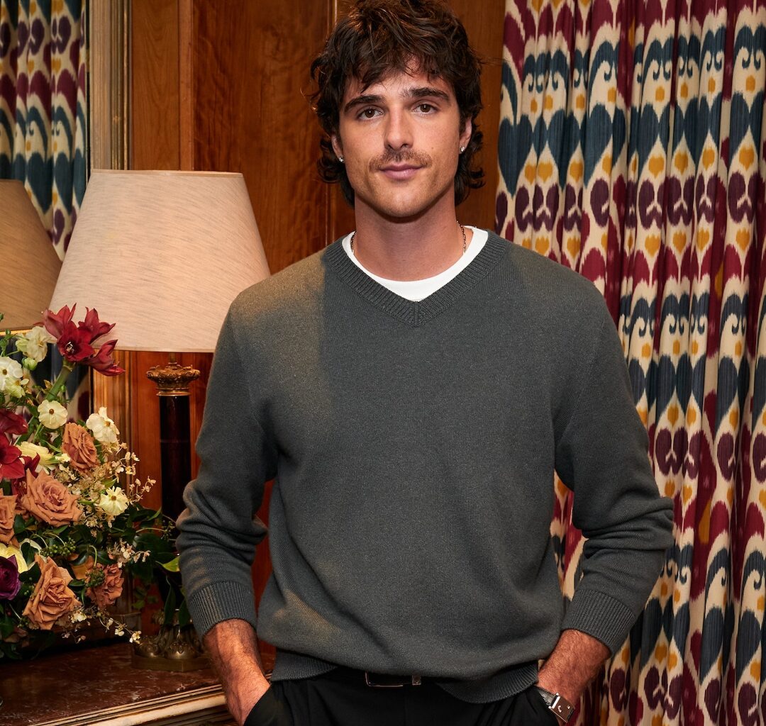 Jacob Elordi Admits He Didn't Plan Speech at Critics Choice Awards 2026 - E! News