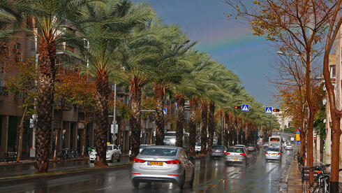 rain, thunderstorms expected across Israel as temperatures drop